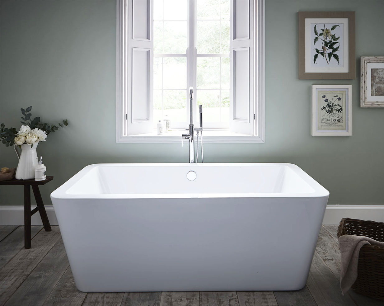 The Options Modern Freestanding Bath from VIP Bathrooms - now only 619.99 GBP!